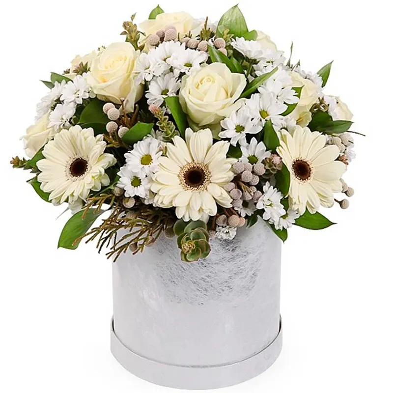 Цветы в коробке «Спутник любви»